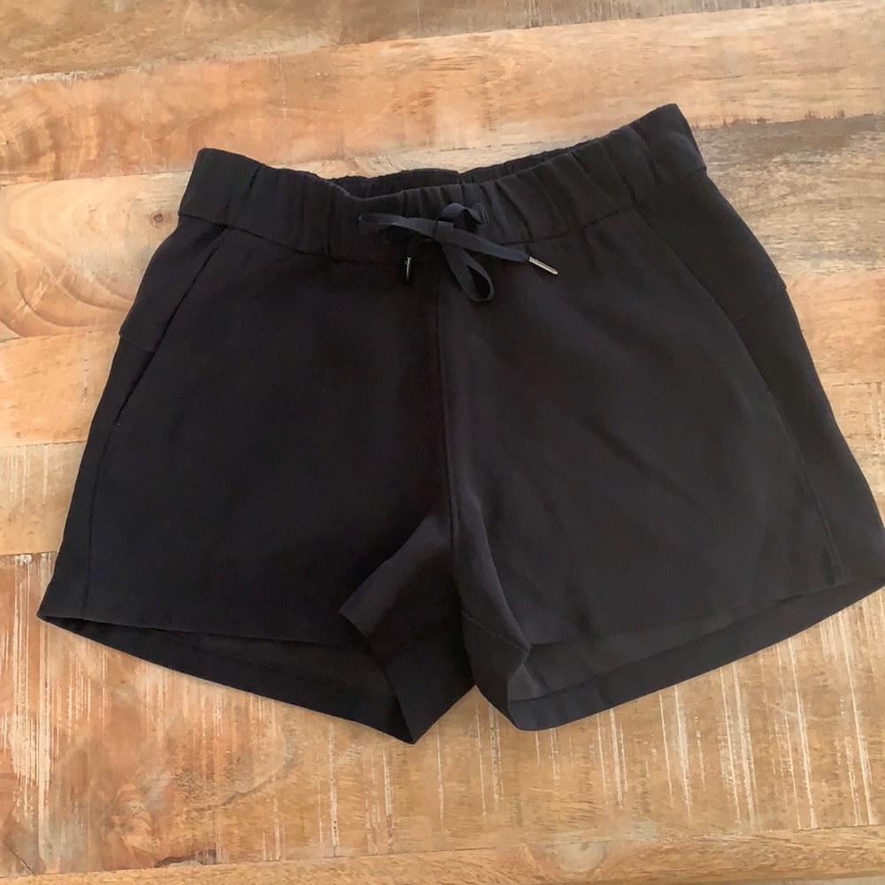 Lululemon Drawstring shorts